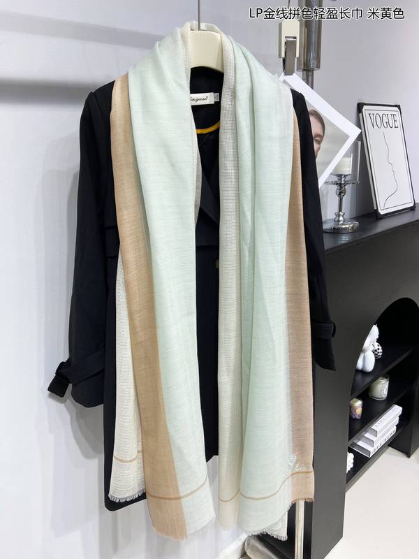Loro Piana Scarf LPC00046 Loro Piana Scarf LPC00046